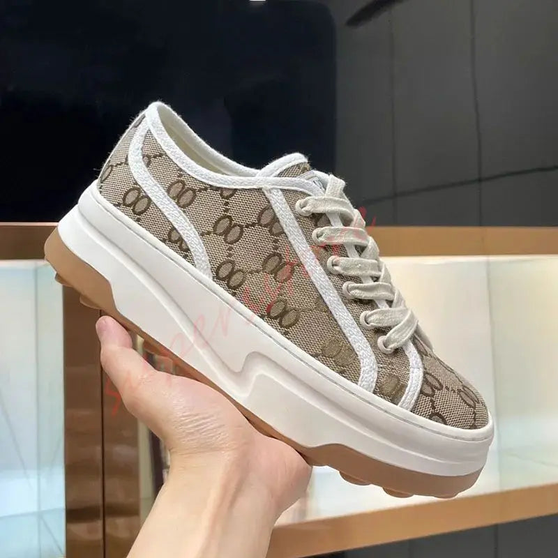 2025 New Women's Thick Soled Canvas Shoes Retro Height Increasing Casual Canvas Shoes