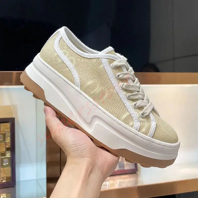 2025 New Women's Thick Soled Canvas Shoes Retro Height Increasing Casual Canvas Shoes