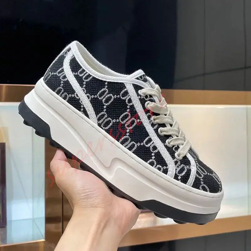 2025 New Women's Thick Soled Canvas Shoes Retro Height Increasing Casual Canvas Shoes