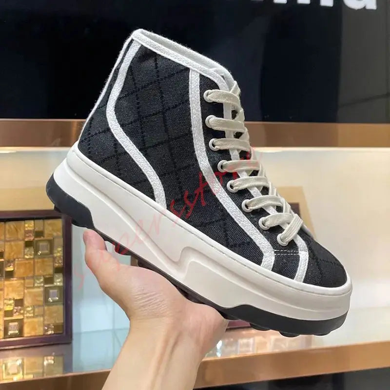 2025 New Women's Thick Soled Canvas Shoes Retro Height Increasing Casual Canvas Shoes