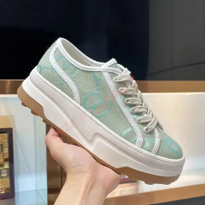 2025 New Women's Thick Soled Canvas Shoes Retro Height Increasing Casual Canvas Shoes