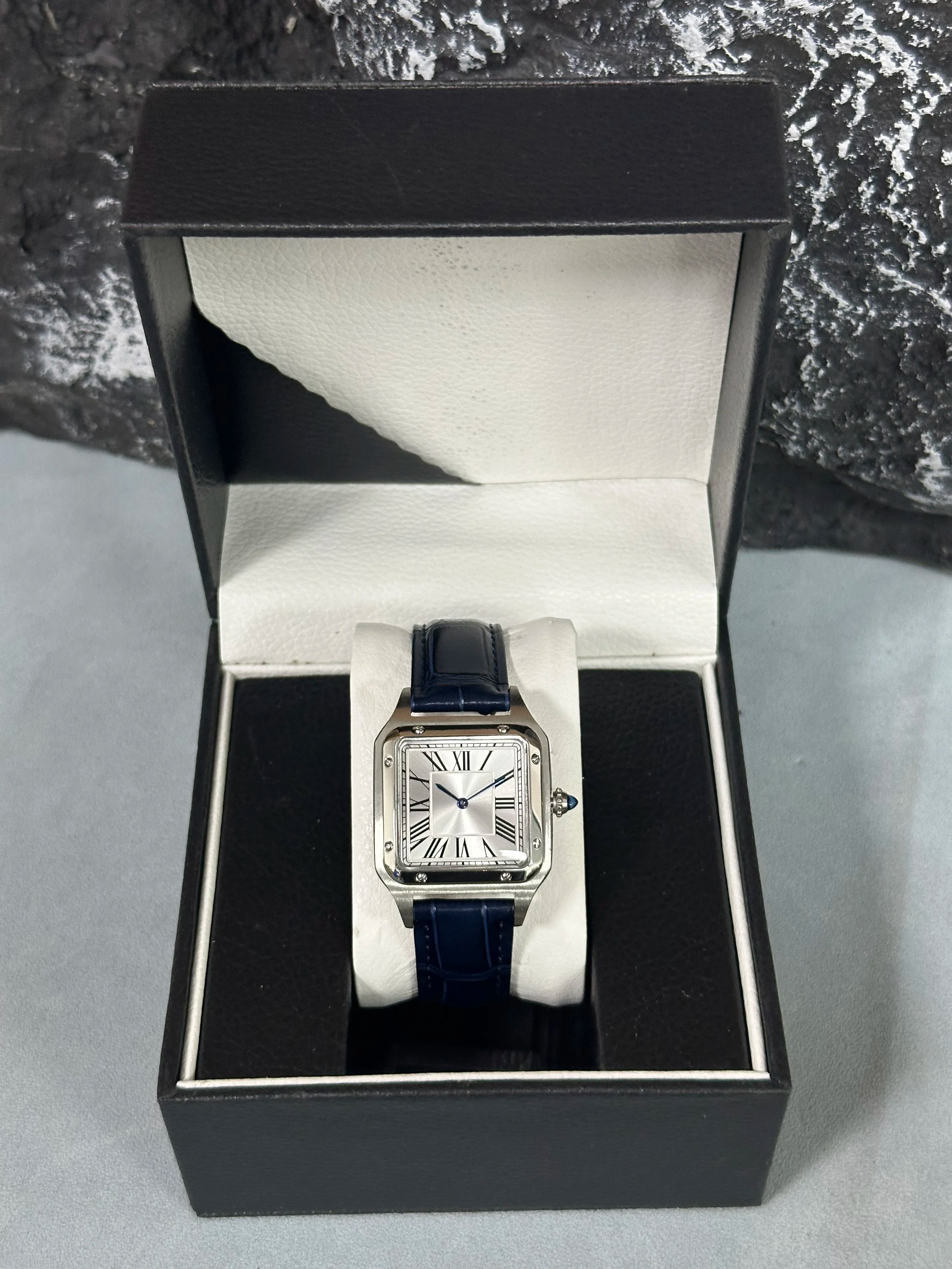 New Luxury Men's Quartz Watch Square Roman Numeral Dial Trendy Casual Business Watch Leather Strap Japanese Movement Stainless
