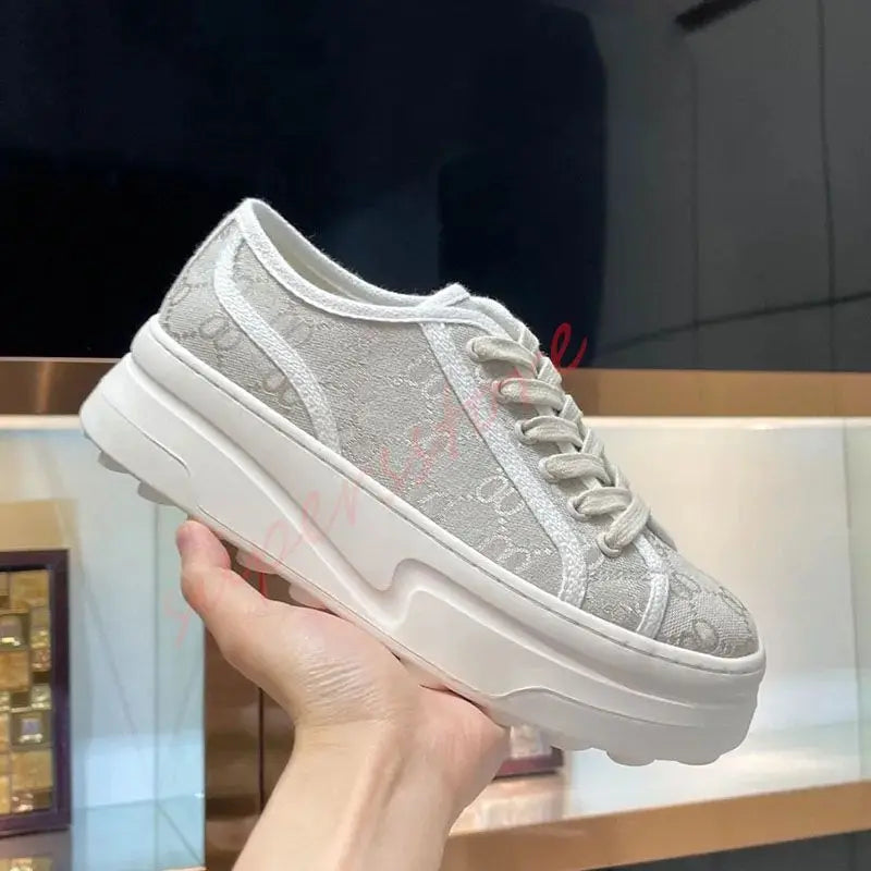 2025 New Women's Thick Soled Canvas Shoes Retro Height Increasing Casual Canvas Shoes
