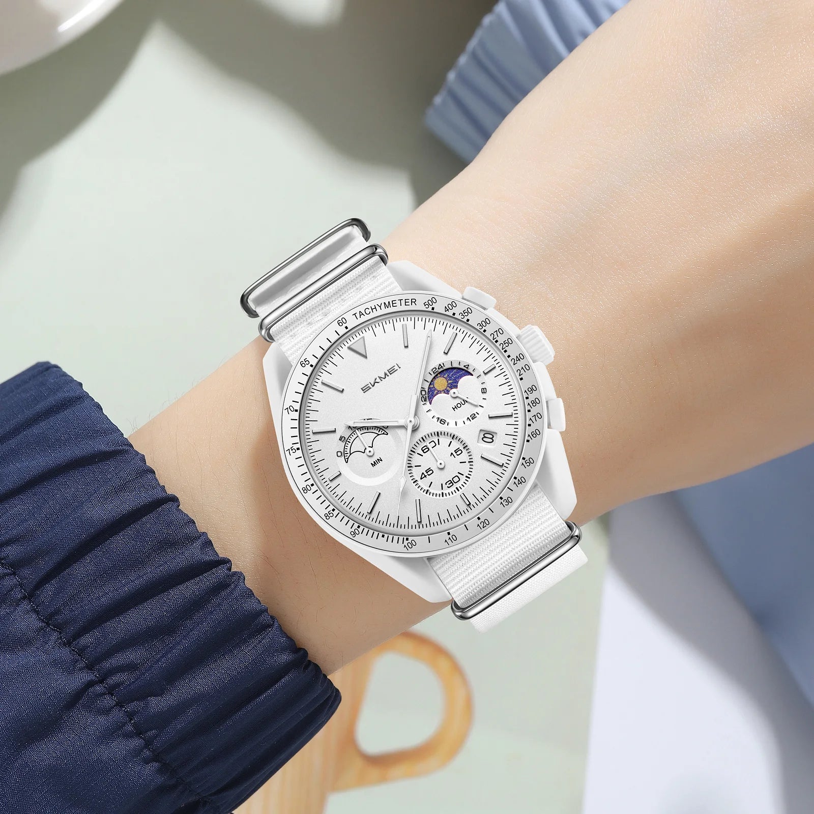 SKMEI 9392 Men’s Fashion Quartz Wristwatch 30M Waterproof Chronograph Timer Moon Sun Pattern Adjusted Design Countdown Timer