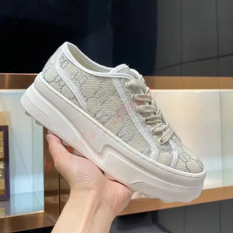 2025 New Women's Thick Soled Canvas Shoes Retro Height Increasing Casual Canvas Shoes